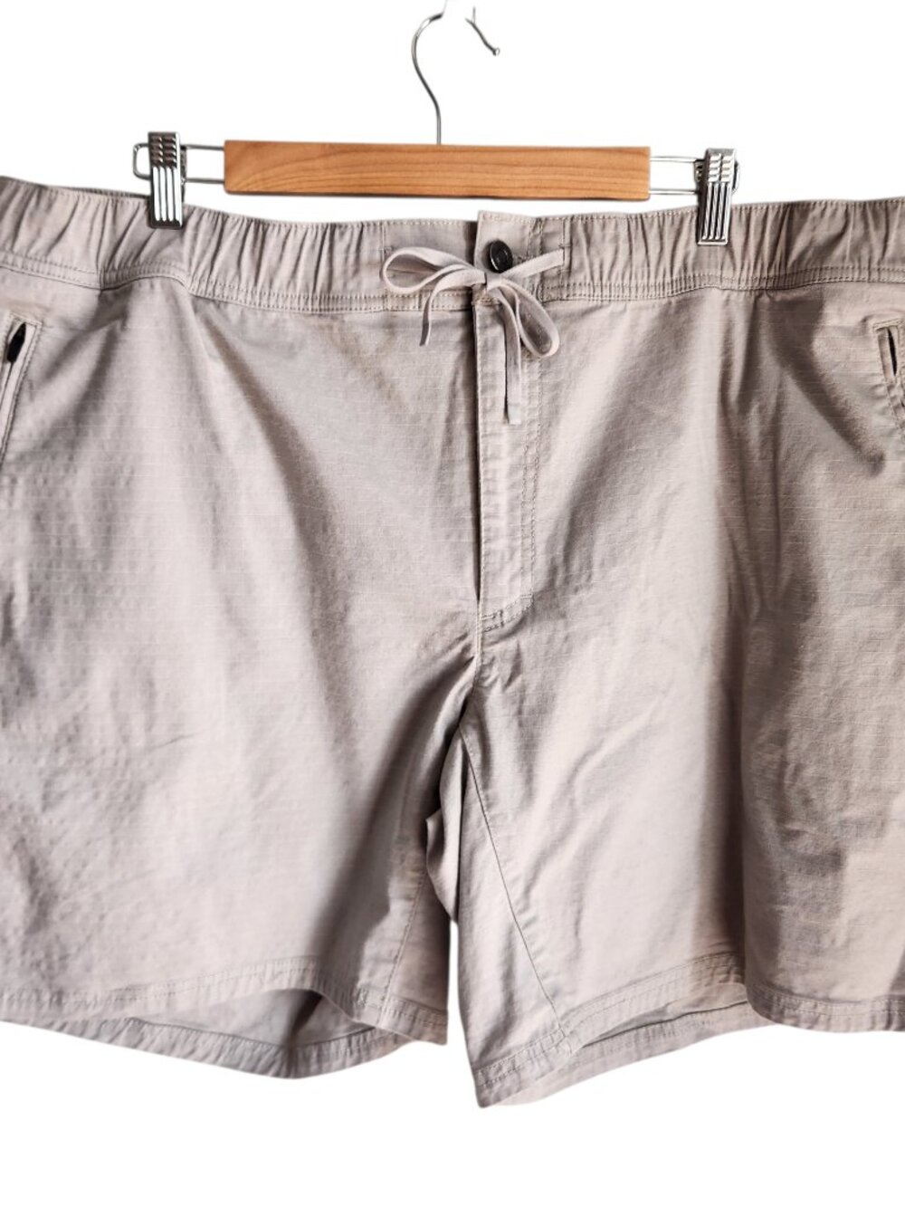 LL Bean Shorts Men's XXL 2XL Gray Grey Explorer Ripstop Short Pockets 8" Inseam